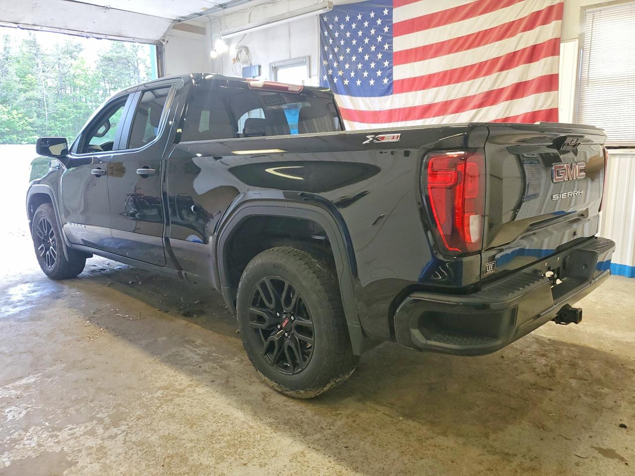 2023 GMC SIERRA