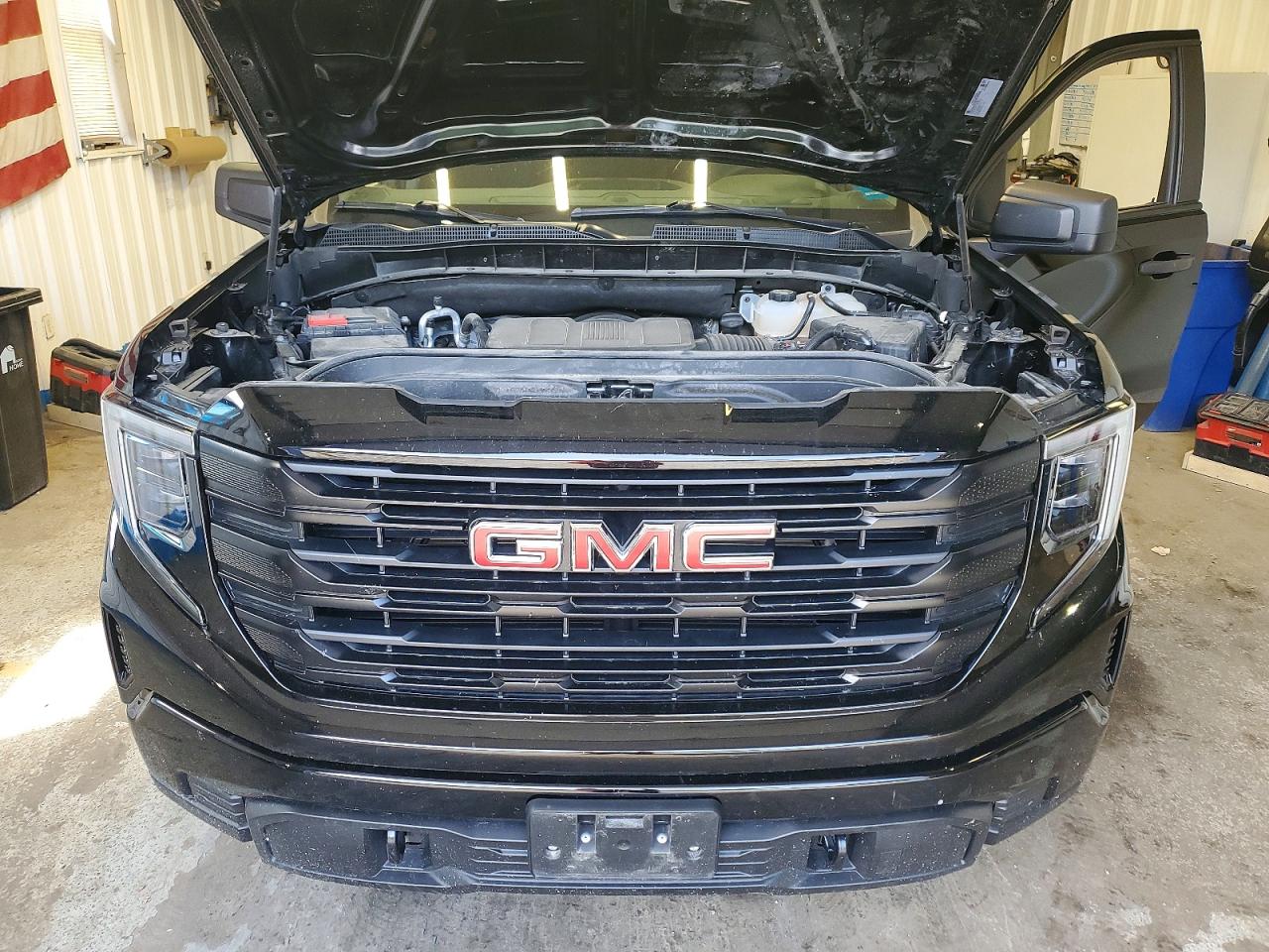 2023 GMC SIERRA