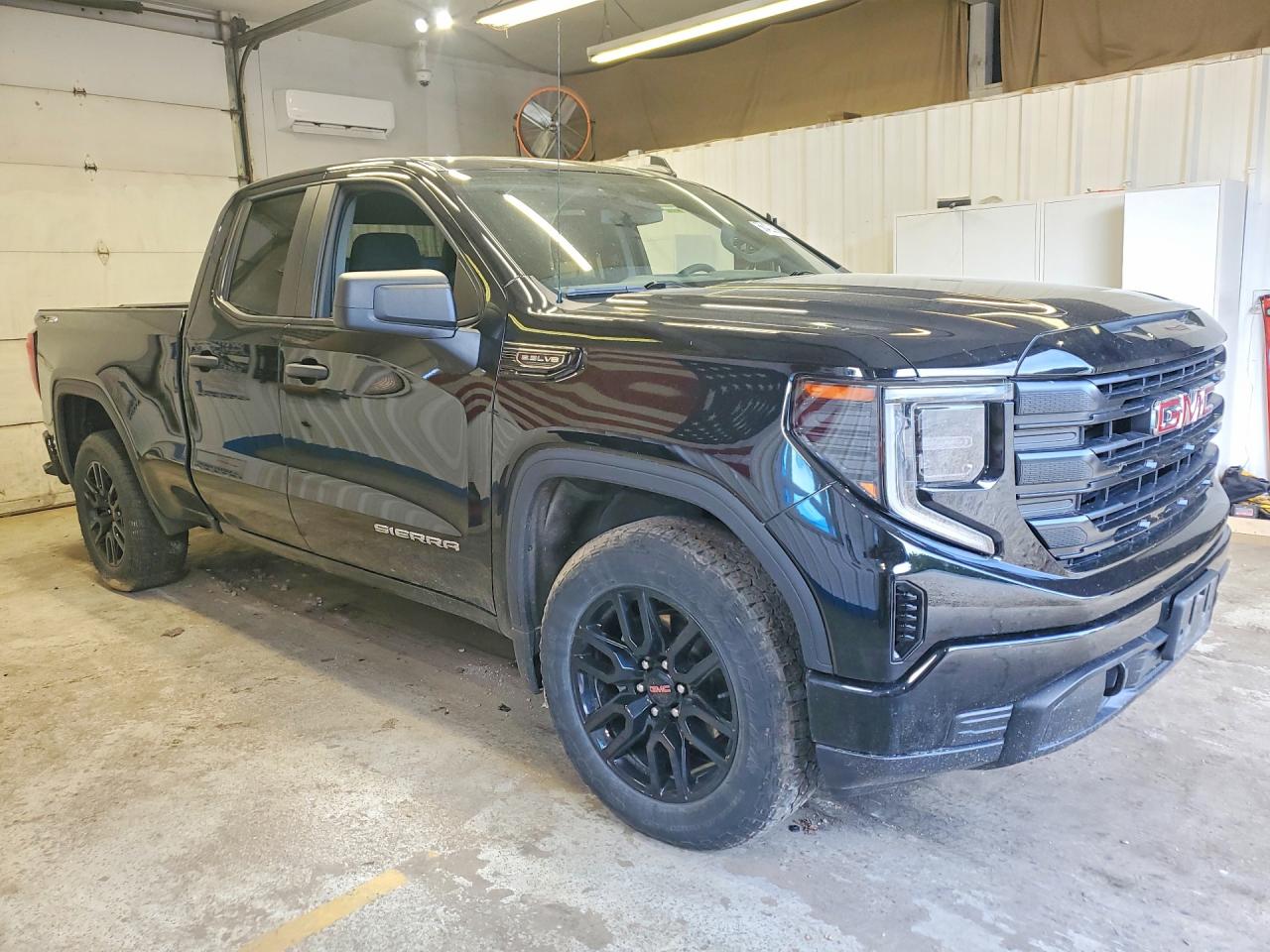 2023 GMC SIERRA