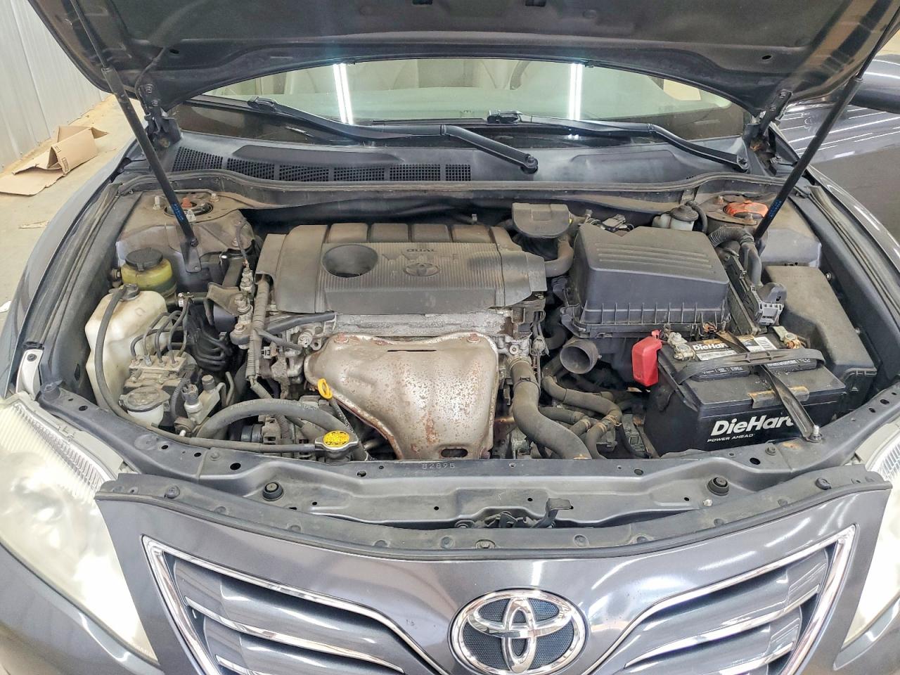 2011 TOYOTA CAMRY