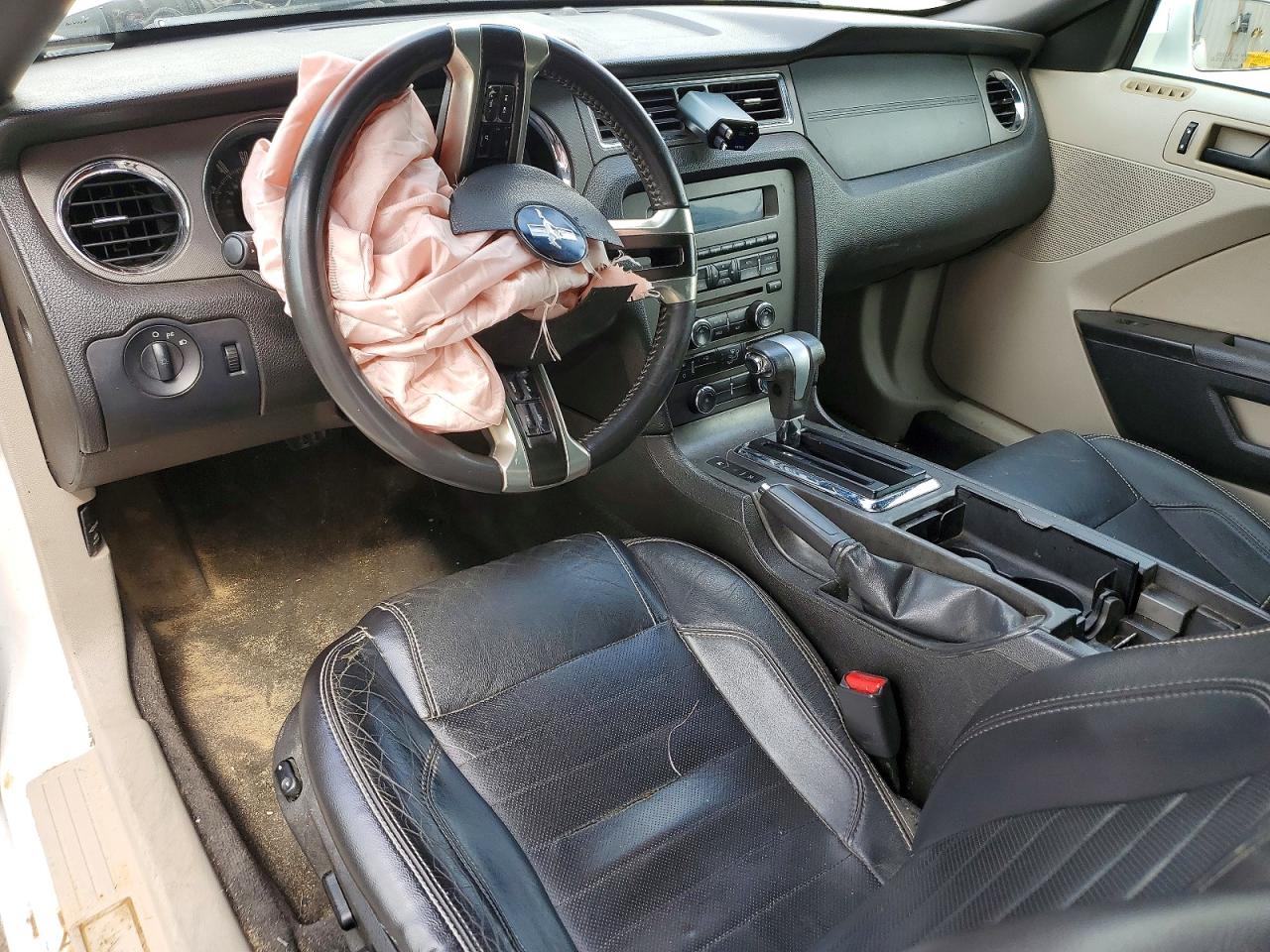 2010 FORD MUSTANG