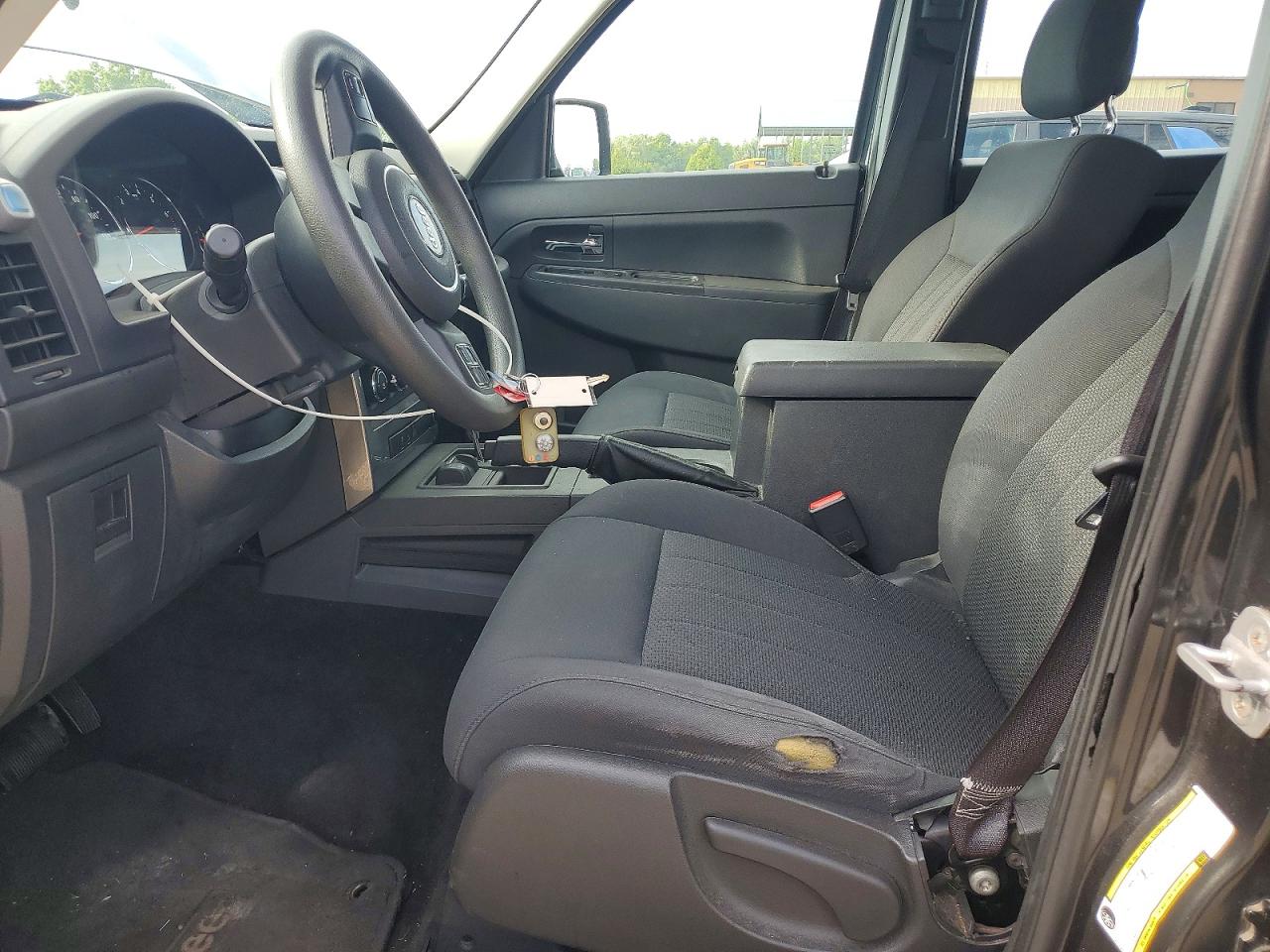 2011 JEEP LIBERTY