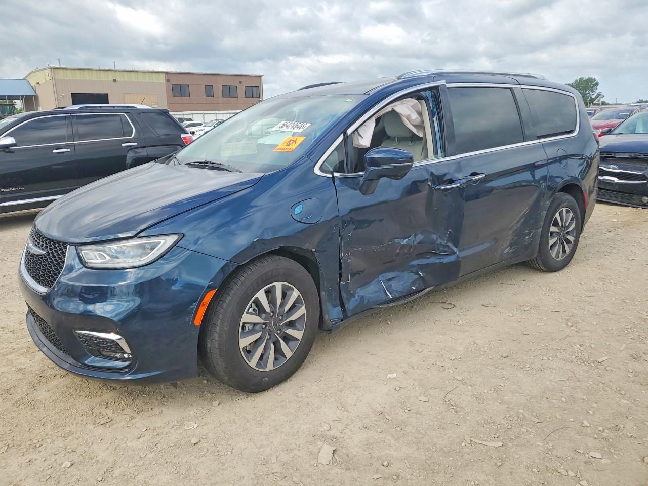 2021 CHRYSLER PACIFICA