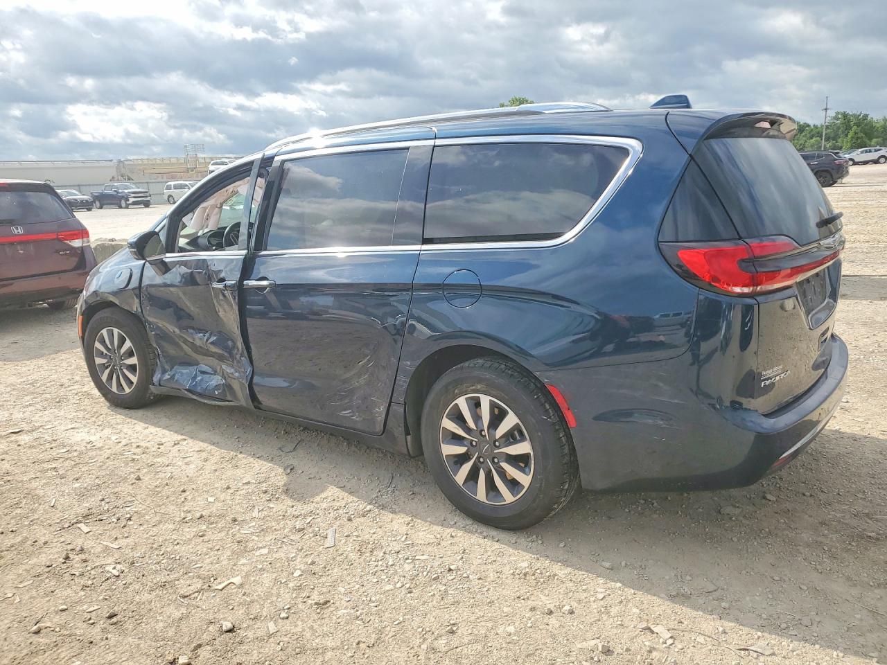 2021 CHRYSLER PACIFICA