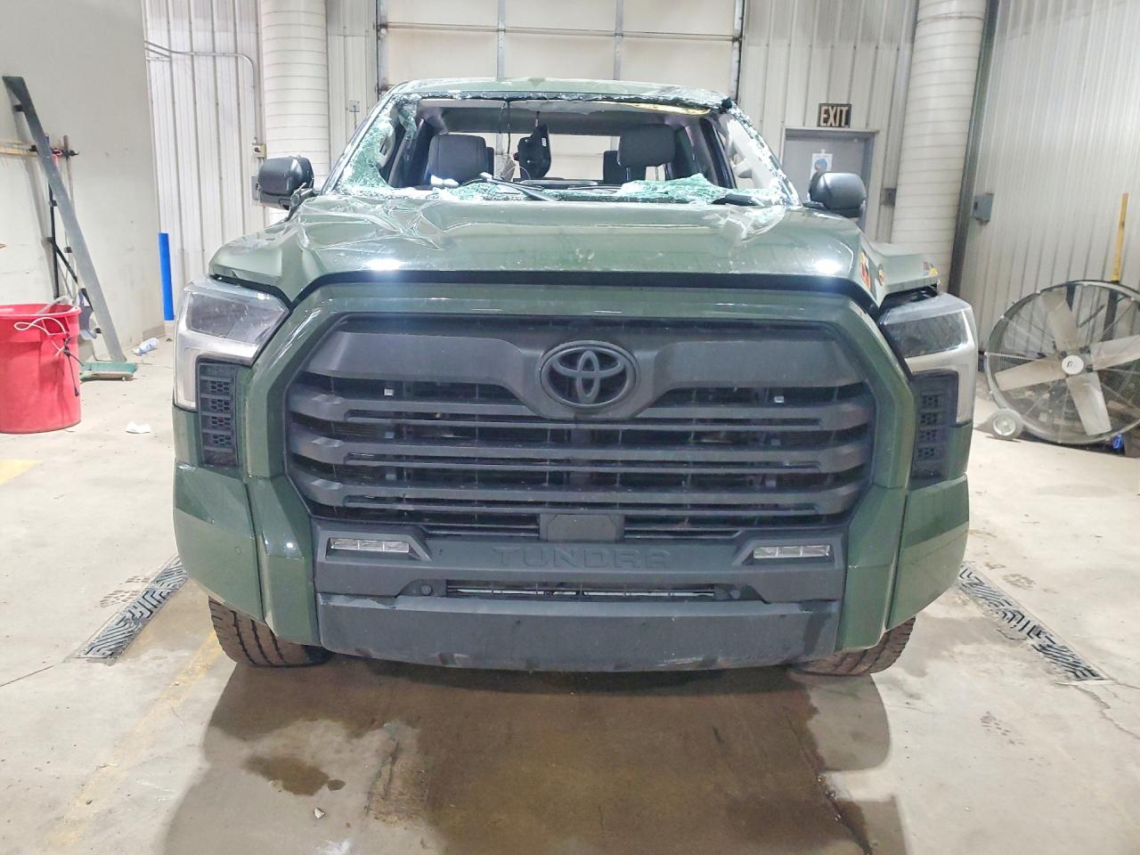 2023 TOYOTA TUNDRA