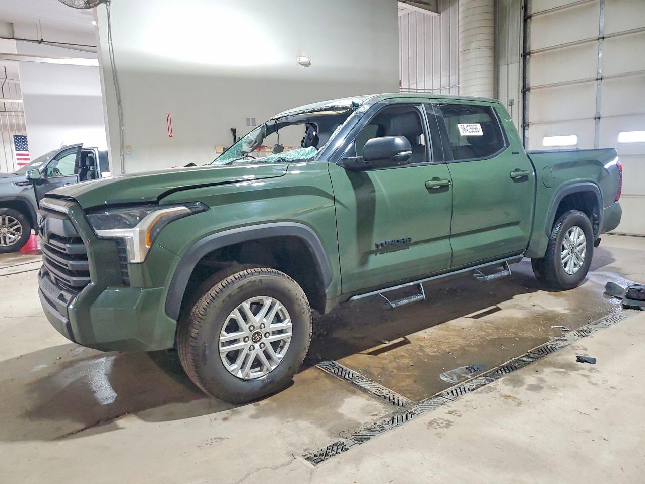 2023 TOYOTA TUNDRA