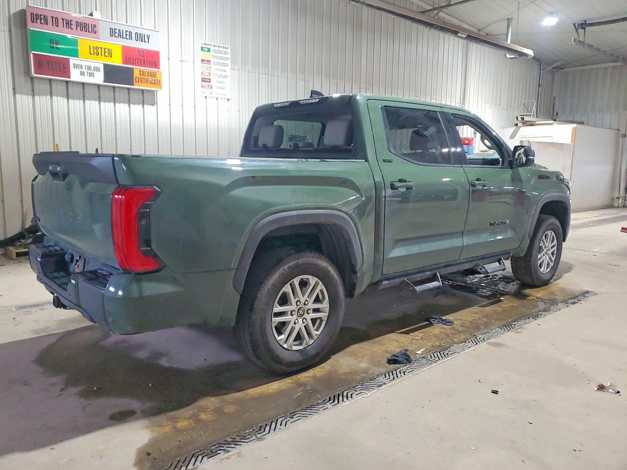2023 TOYOTA TUNDRA