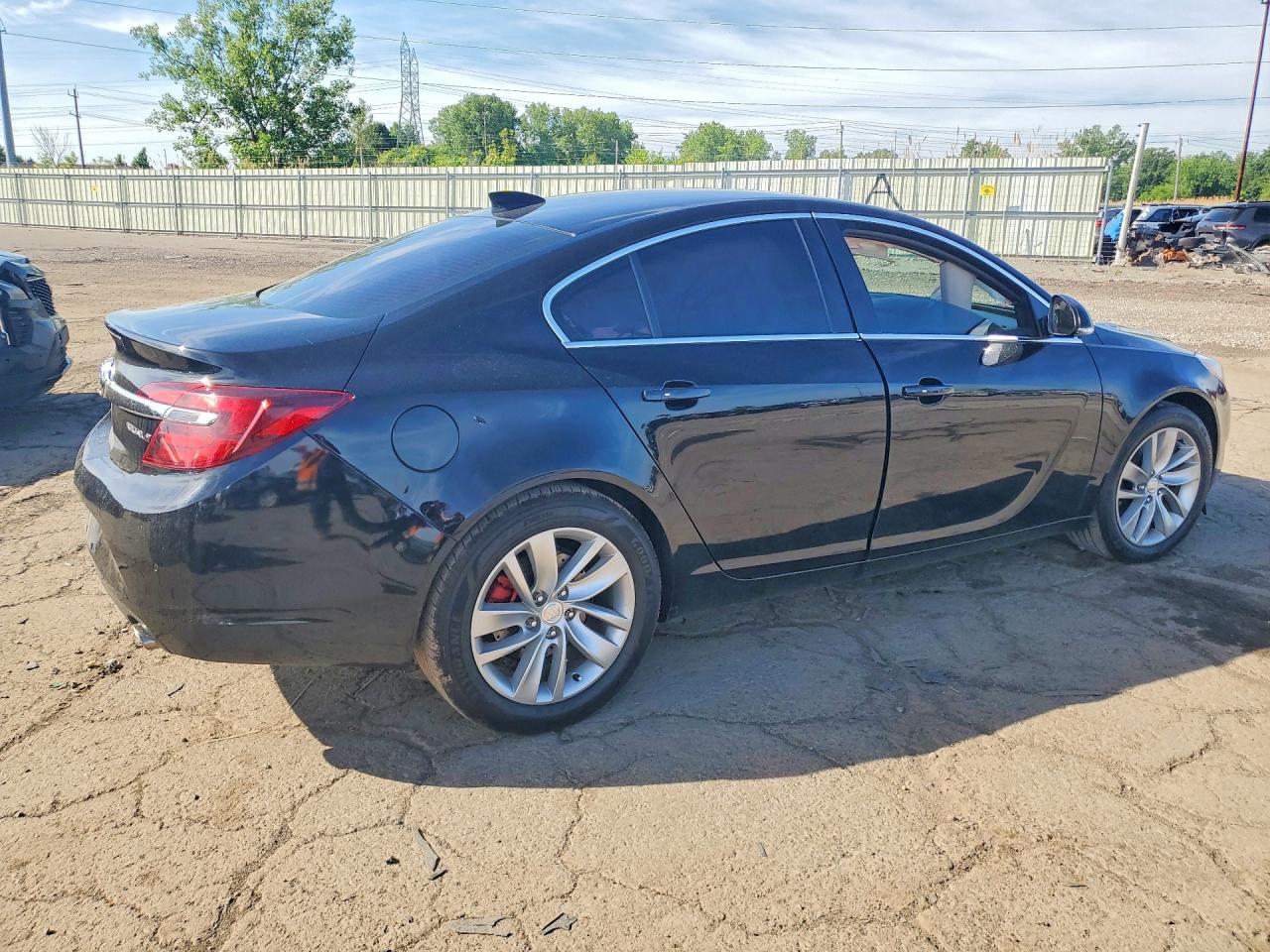 2016 BUICK REGAL