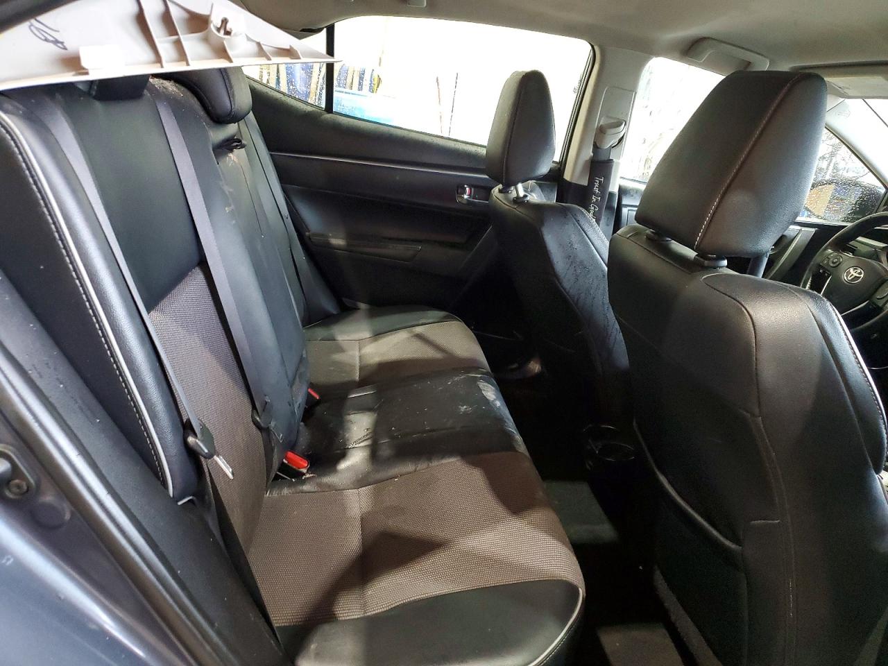2016 TOYOTA COROLLA