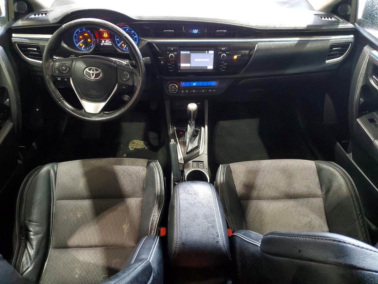 2016 TOYOTA COROLLA