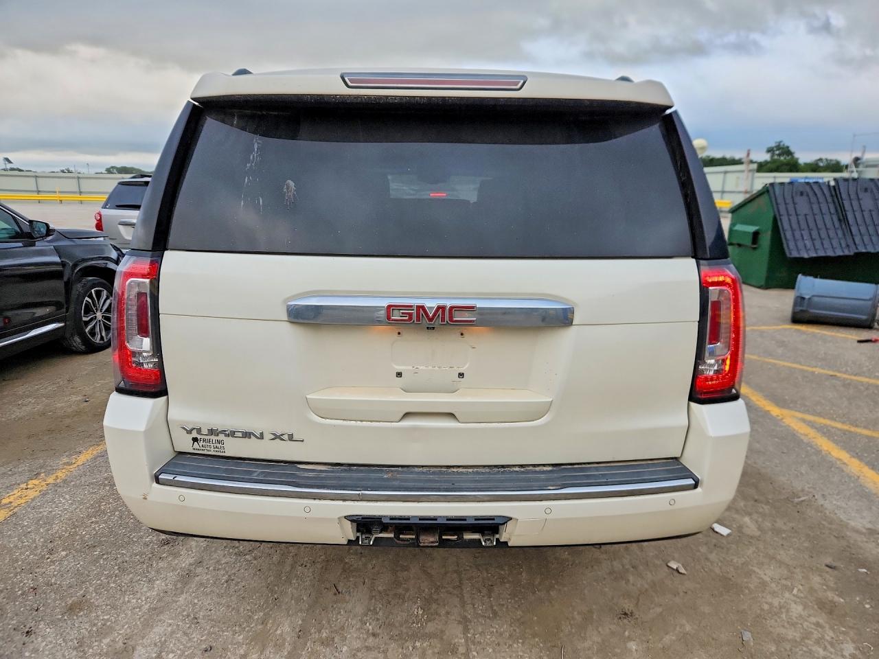 2015 GMC YUKON