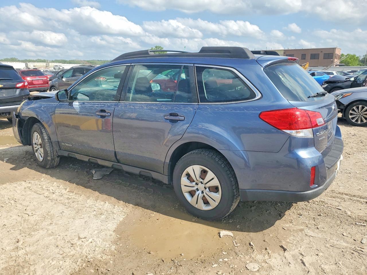 2013 SUBARU OUTBACK
