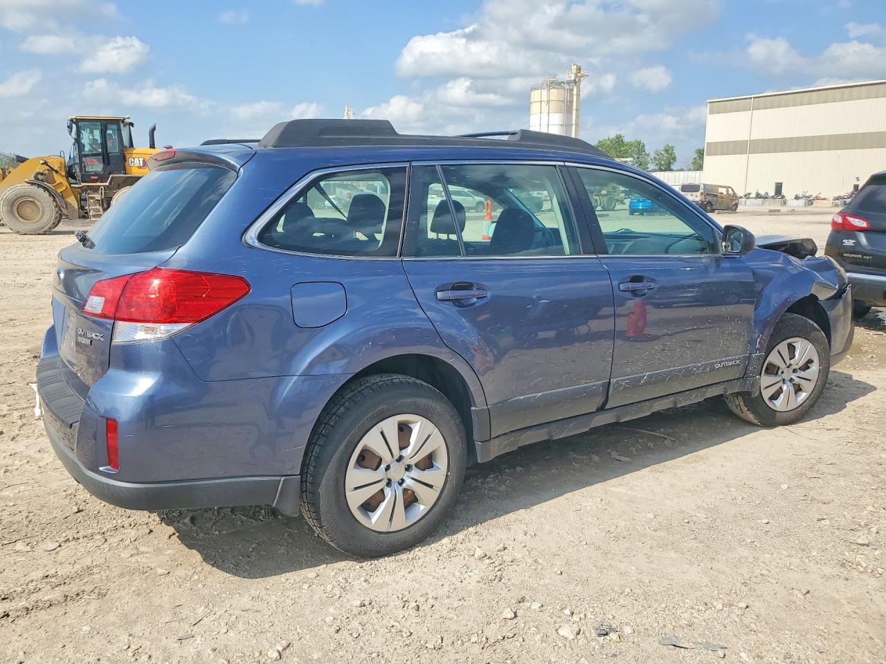 2013 SUBARU OUTBACK