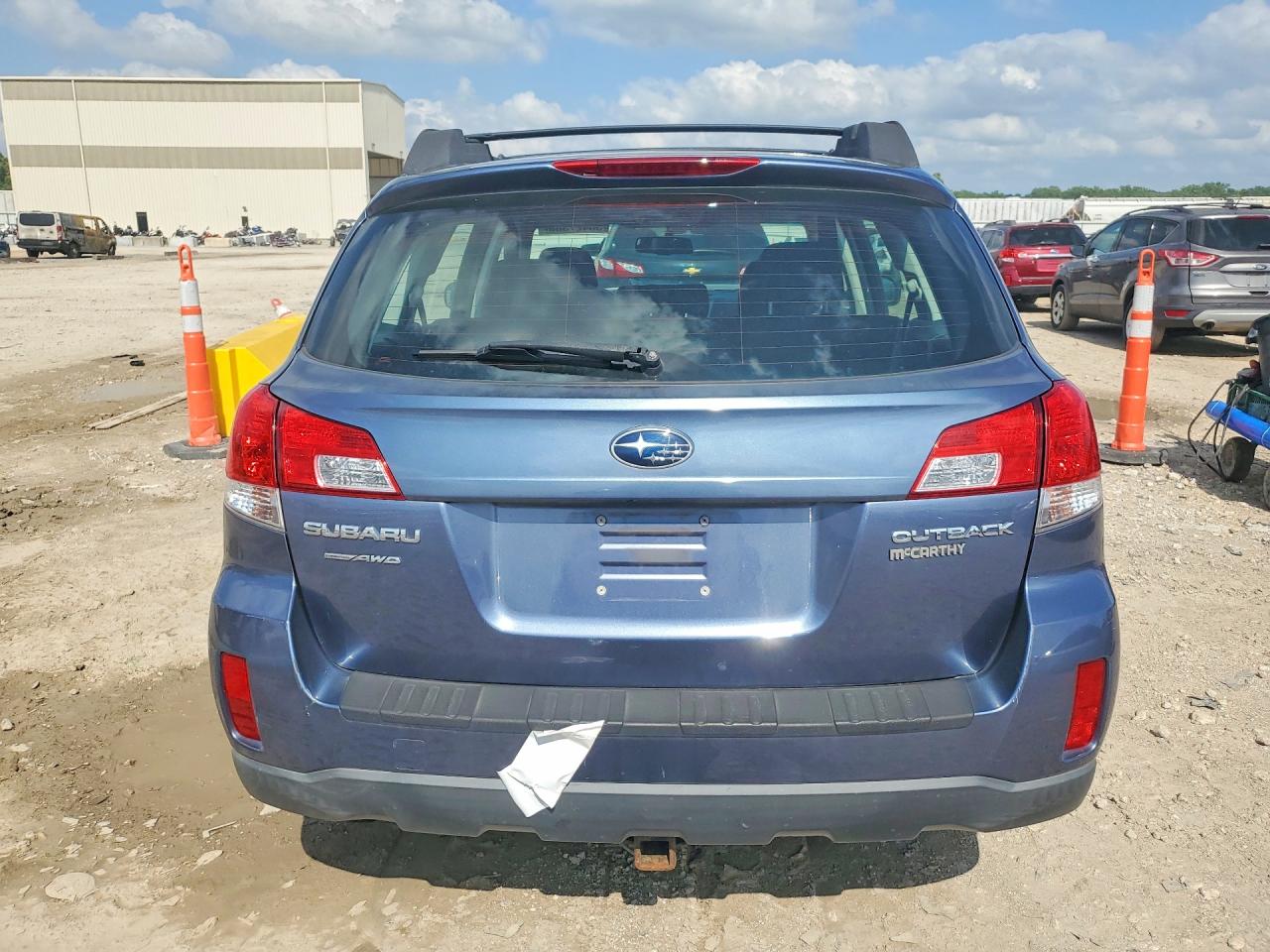 2013 SUBARU OUTBACK
