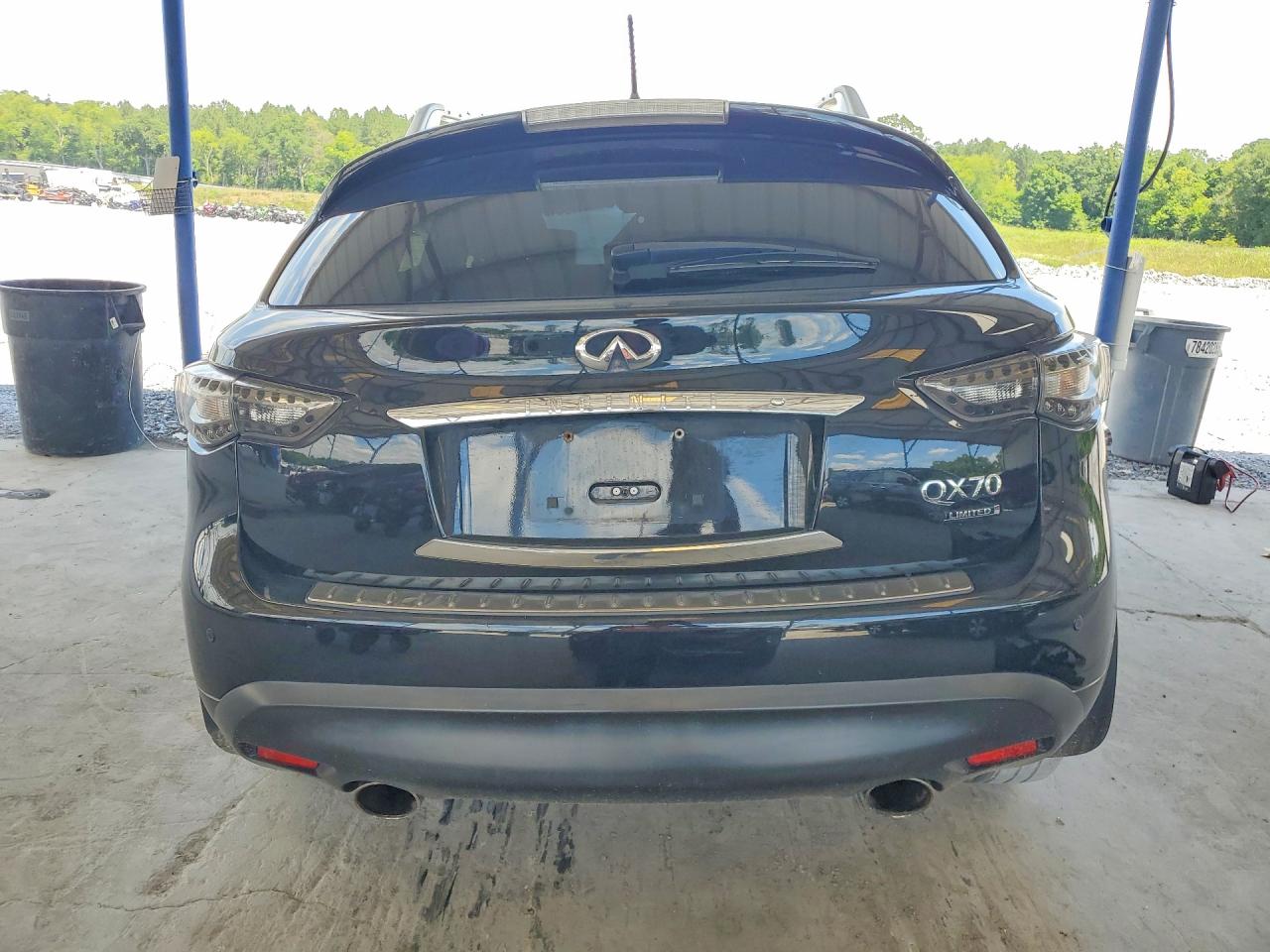 2017 INFINITI QX70 BASE