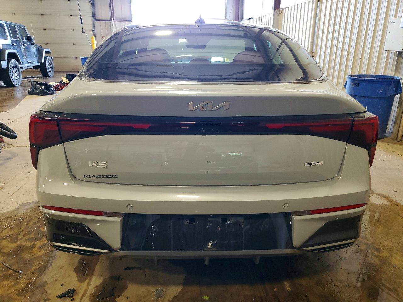2025 KIA K5