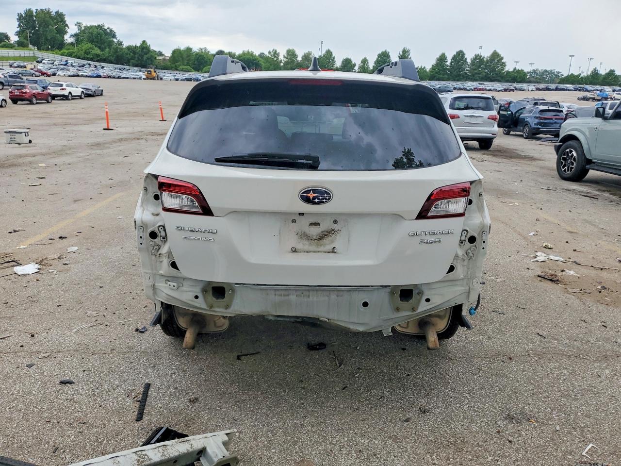 2018 SUBARU OUTBACK