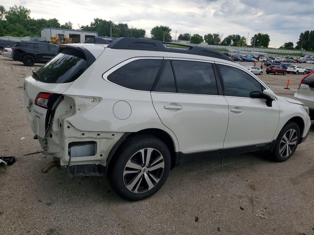 2018 SUBARU OUTBACK