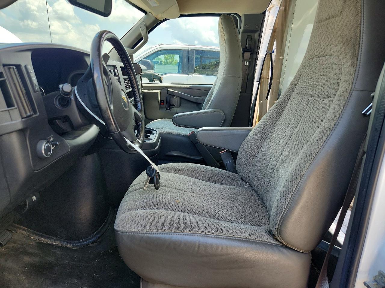 2023 CHEVROLET EXPRESS