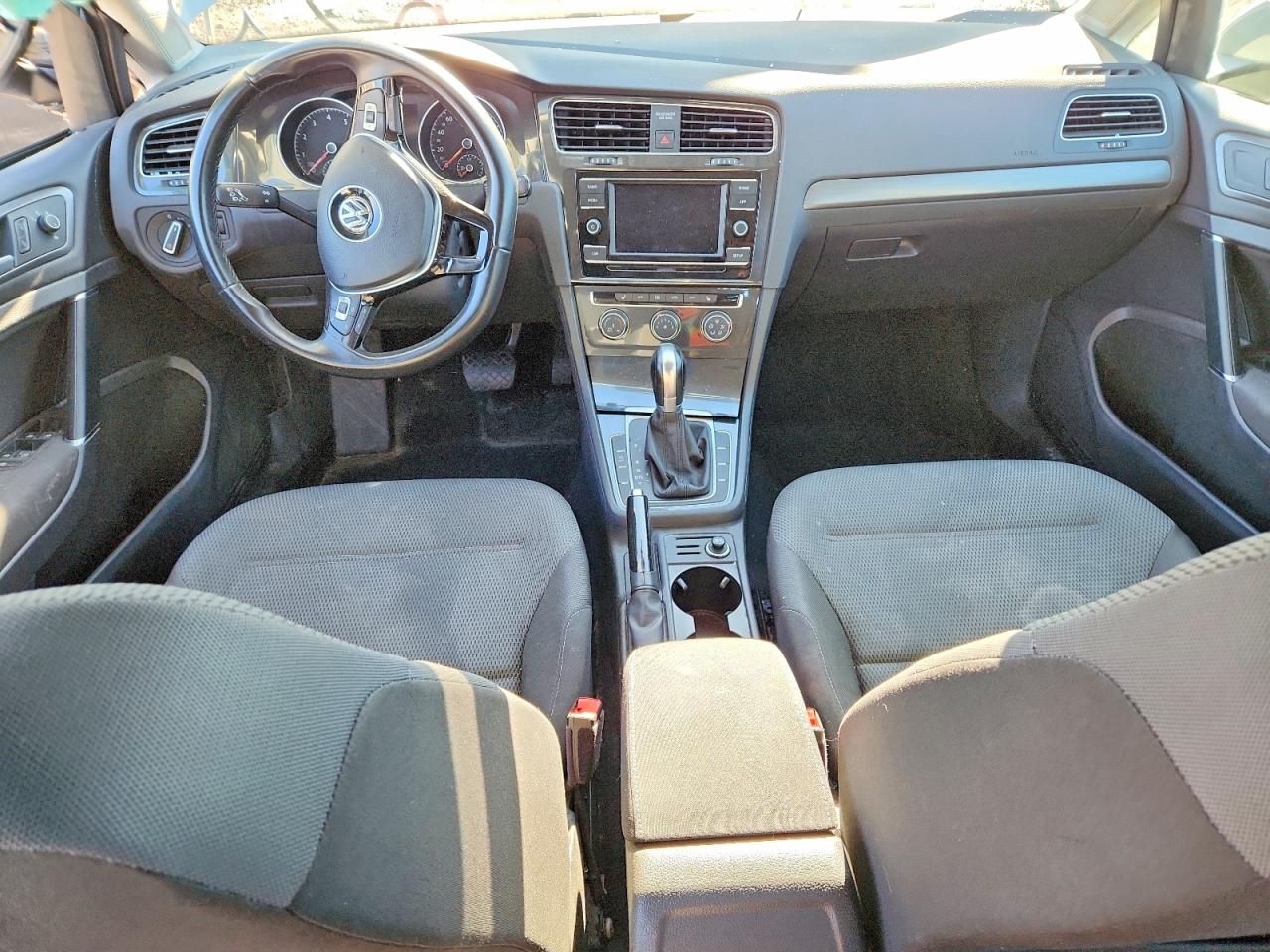 2019 VOLKSWAGEN GOLF