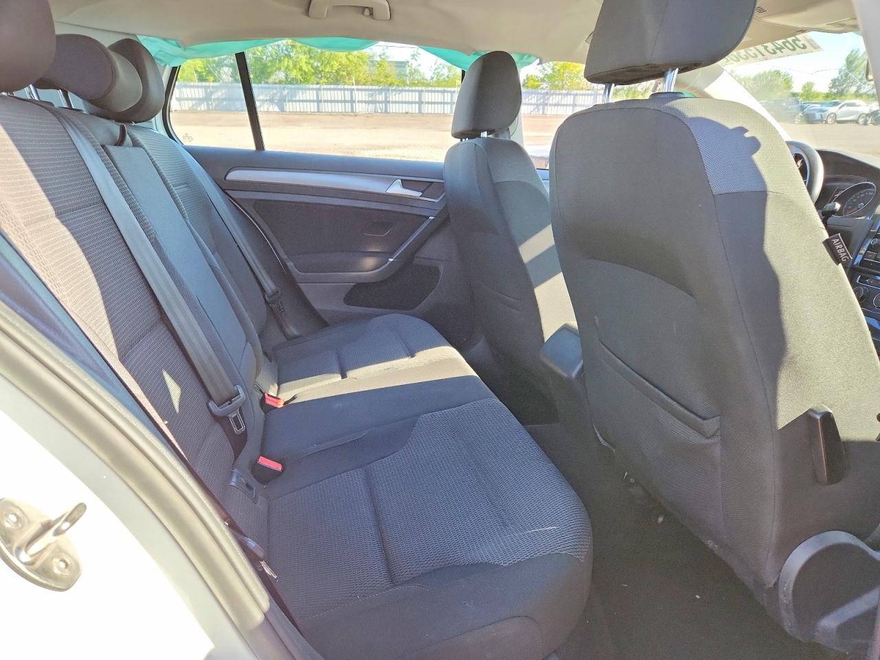 2019 VOLKSWAGEN GOLF