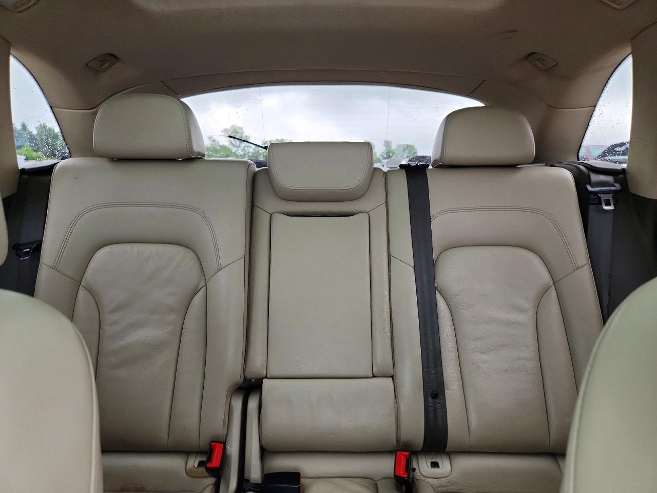 2012 AUDI Q5