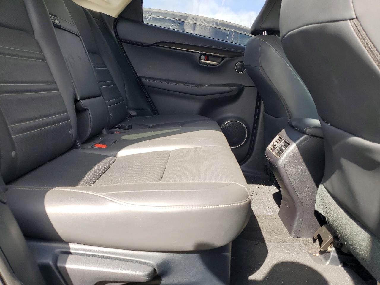 2016 LEXUS NX