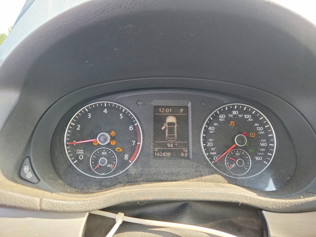 2015 VOLKSWAGEN PASSAT