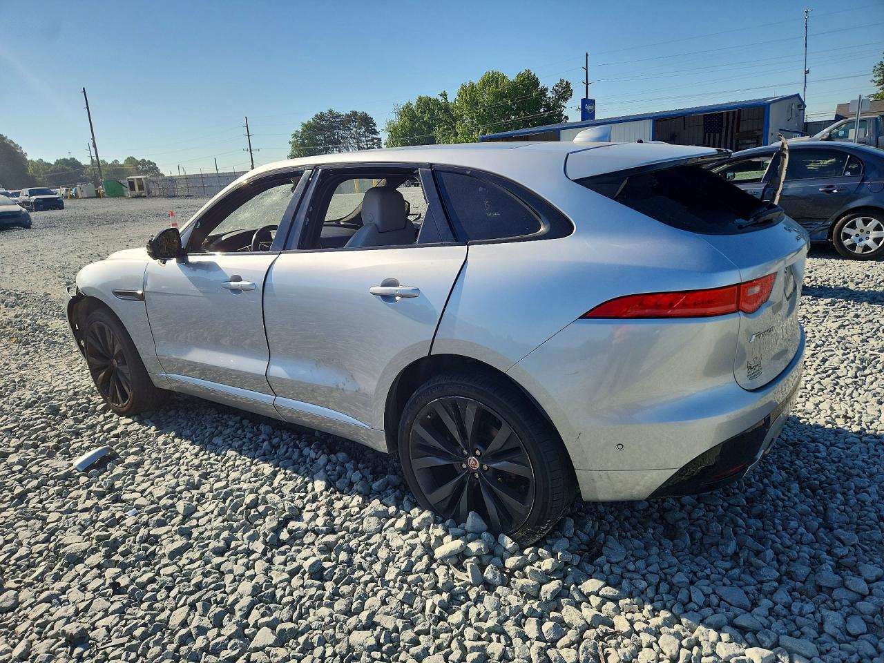 2017 JAGUAR F-PACE