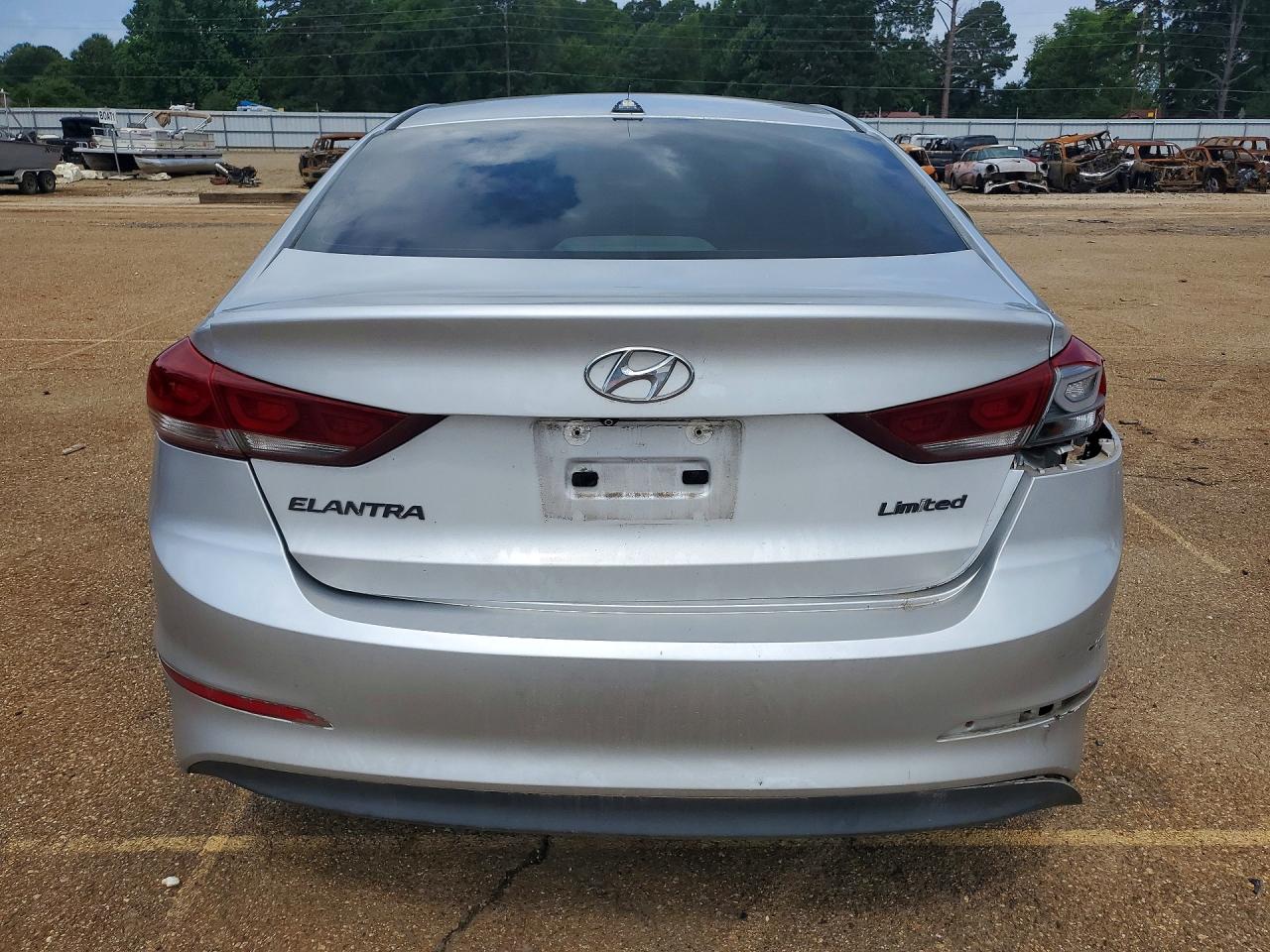 2017 HYUNDAI ELANTRA