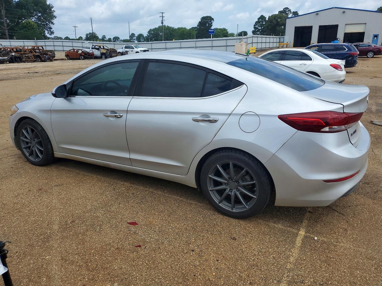 2017 HYUNDAI ELANTRA