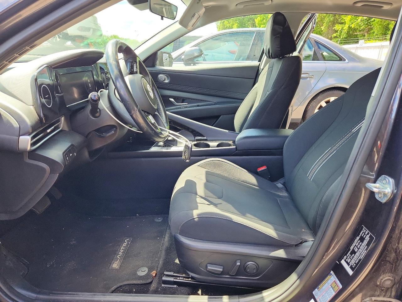 2022 HYUNDAI ELANTRA