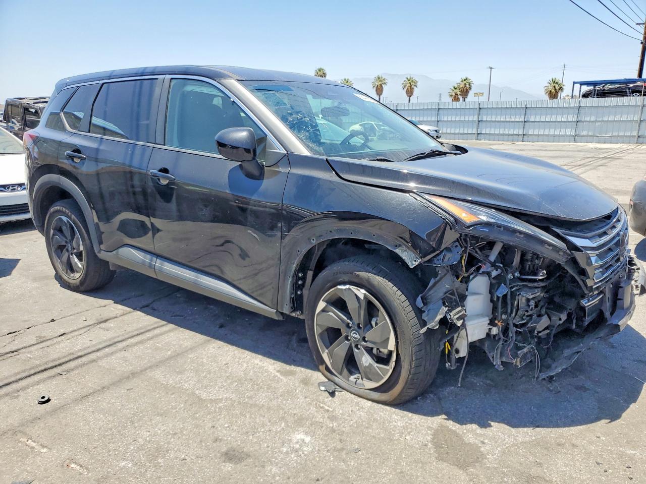 2024 NISSAN ROGUE