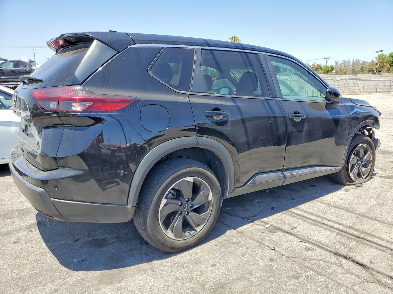 2024 NISSAN ROGUE