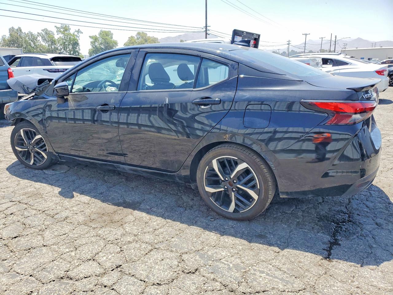 2024 NISSAN VERSA