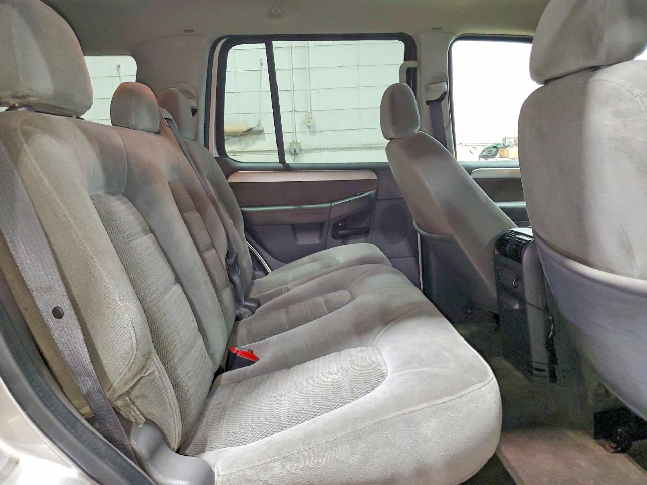 2004 FORD EXPLORER