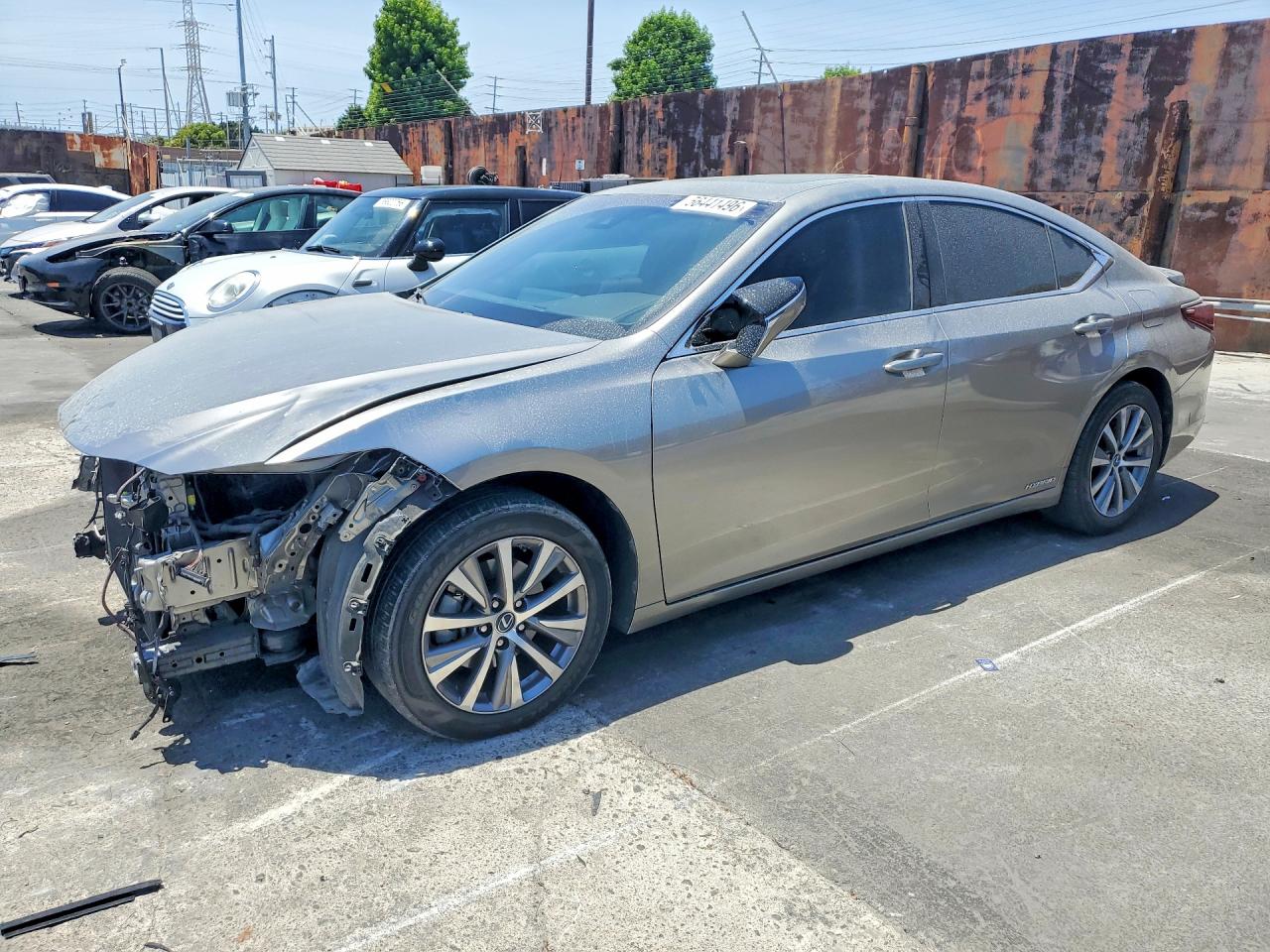 2021 LEXUS ES300