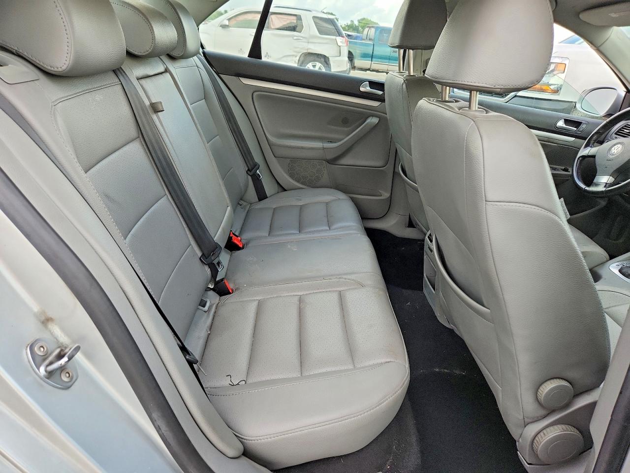 2008 VOLKSWAGEN JETTA