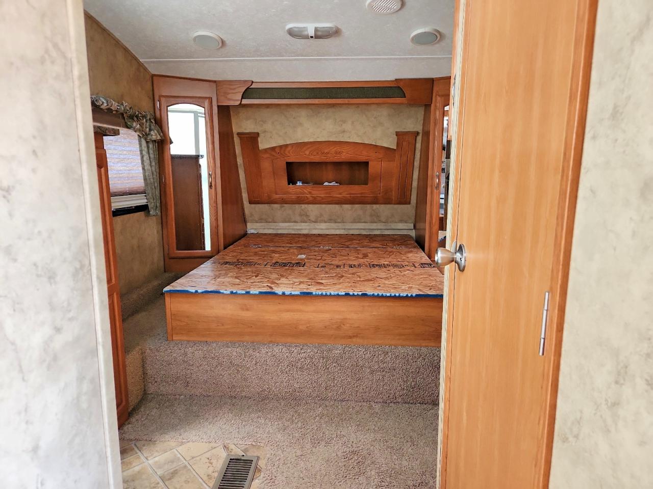 2008 KEYS COUGAR