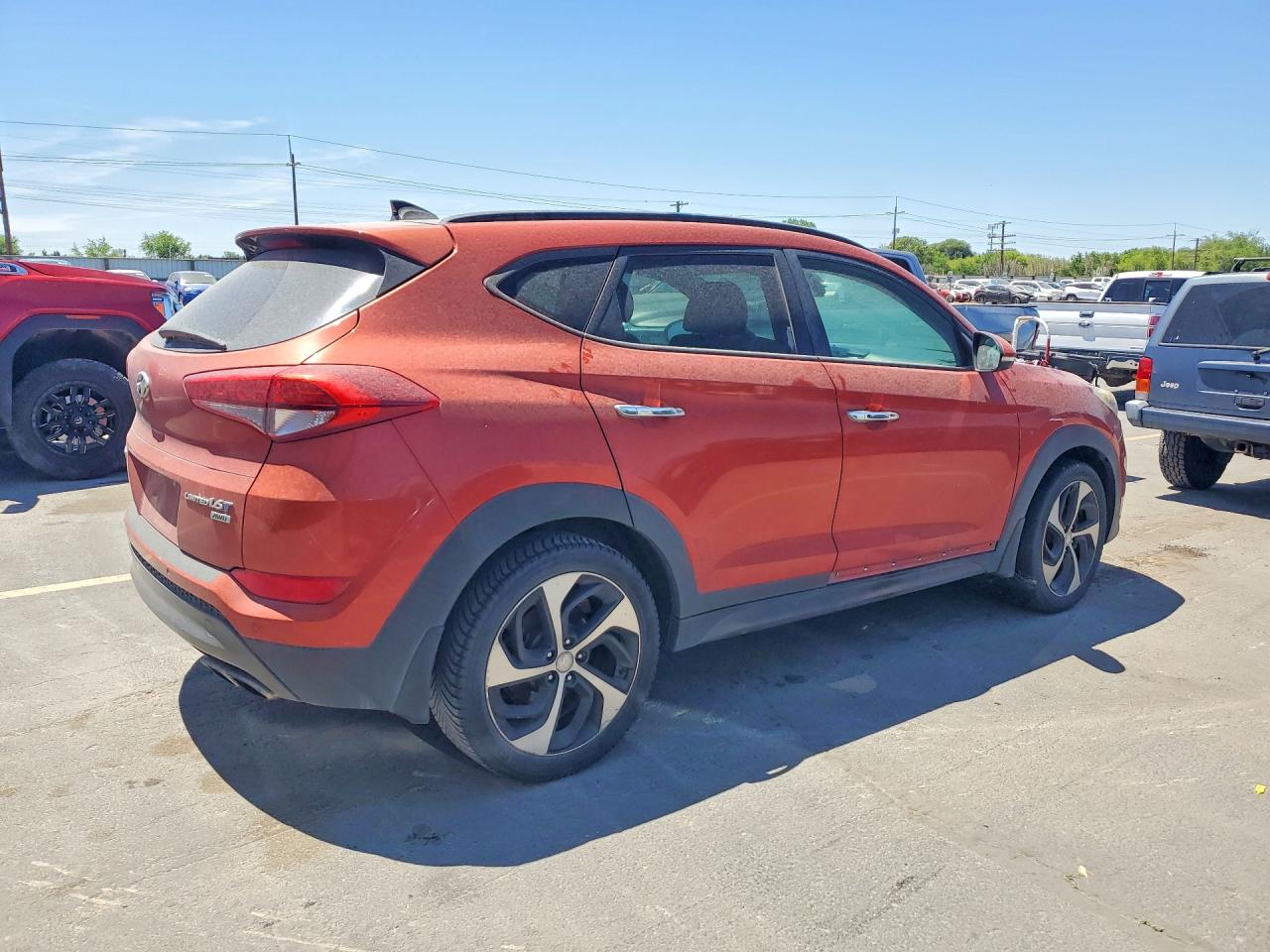 2016 HYUNDAI TUCSON