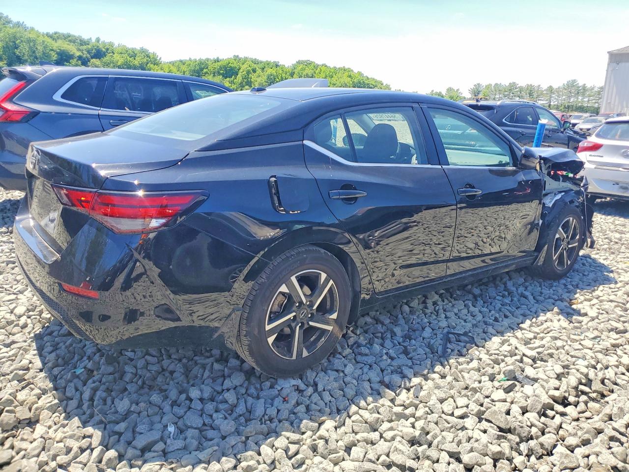 2025 NISSAN SENTRA