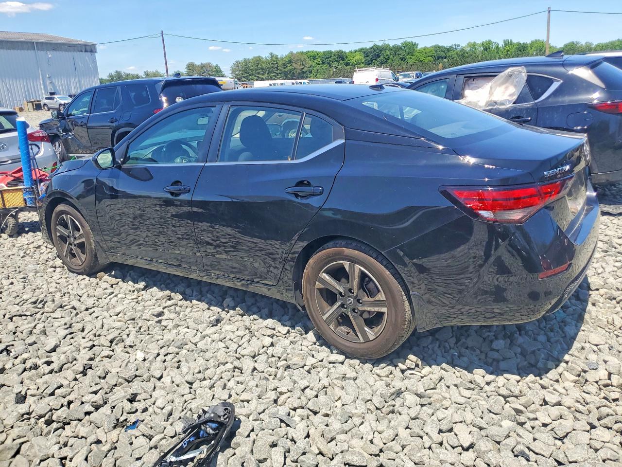 2025 NISSAN SENTRA