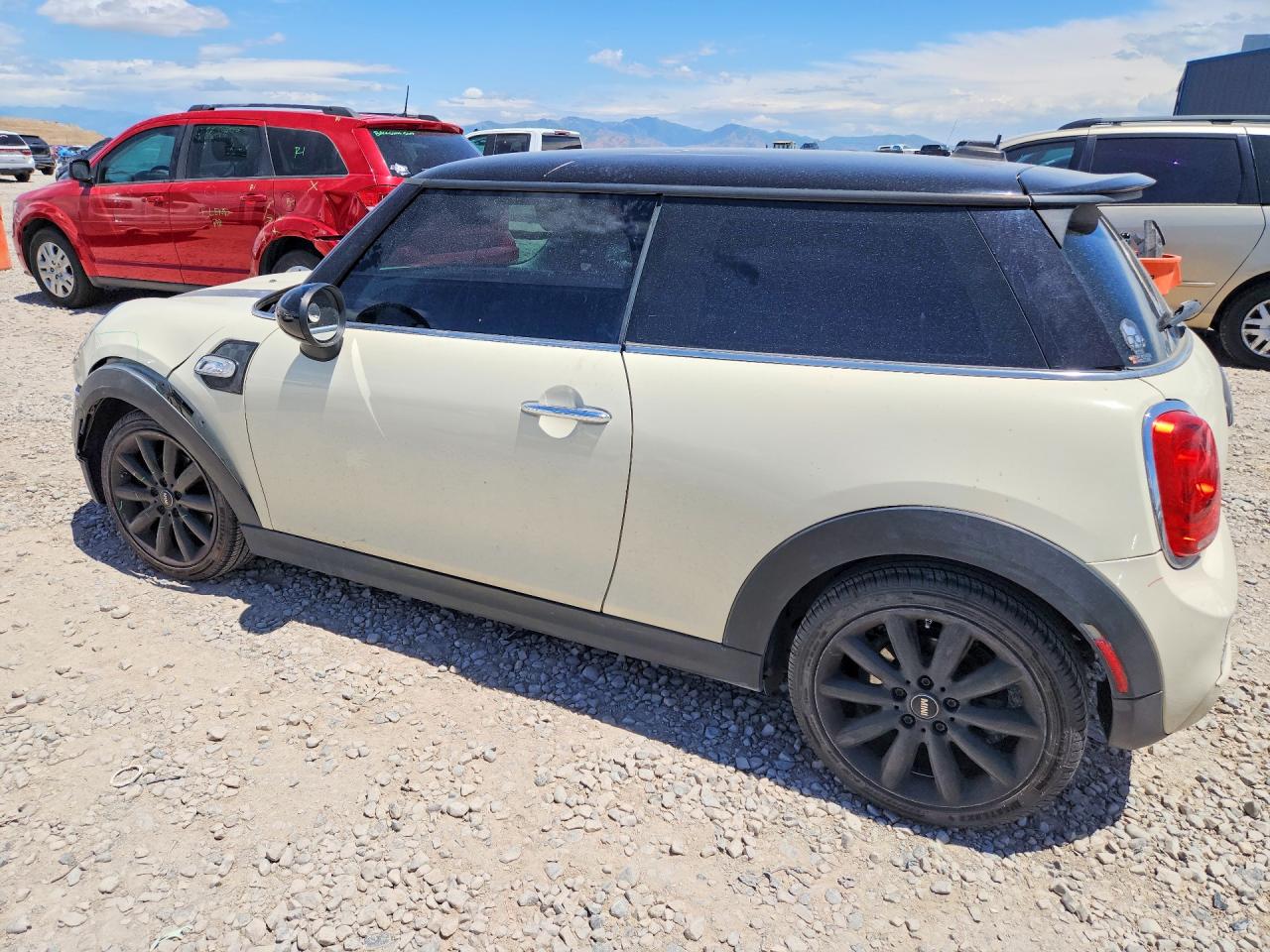 2015 MINI COOPER