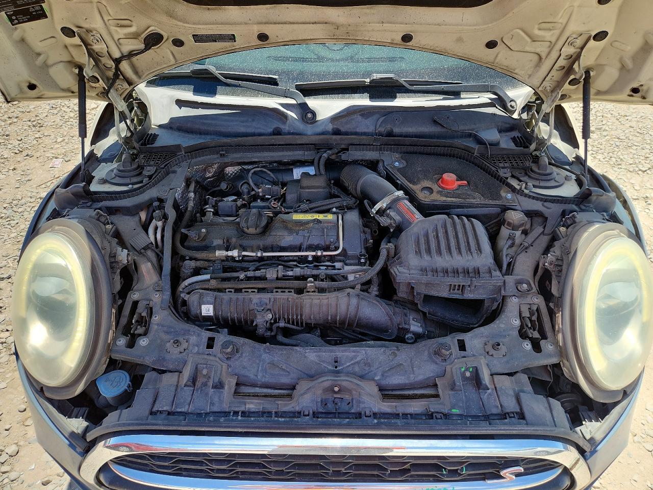 2015 MINI COOPER