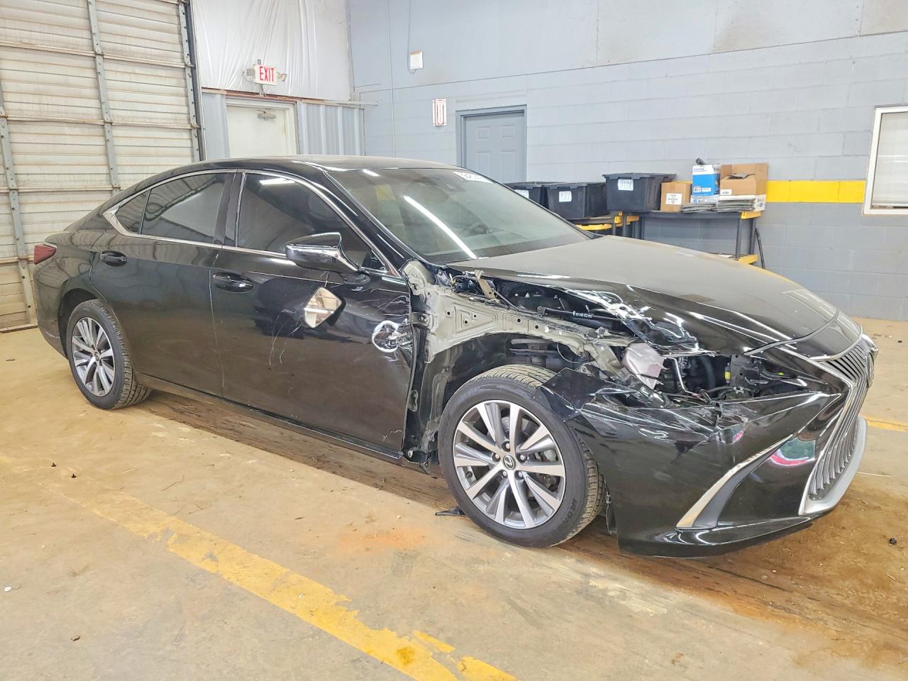 2021 LEXUS ES250