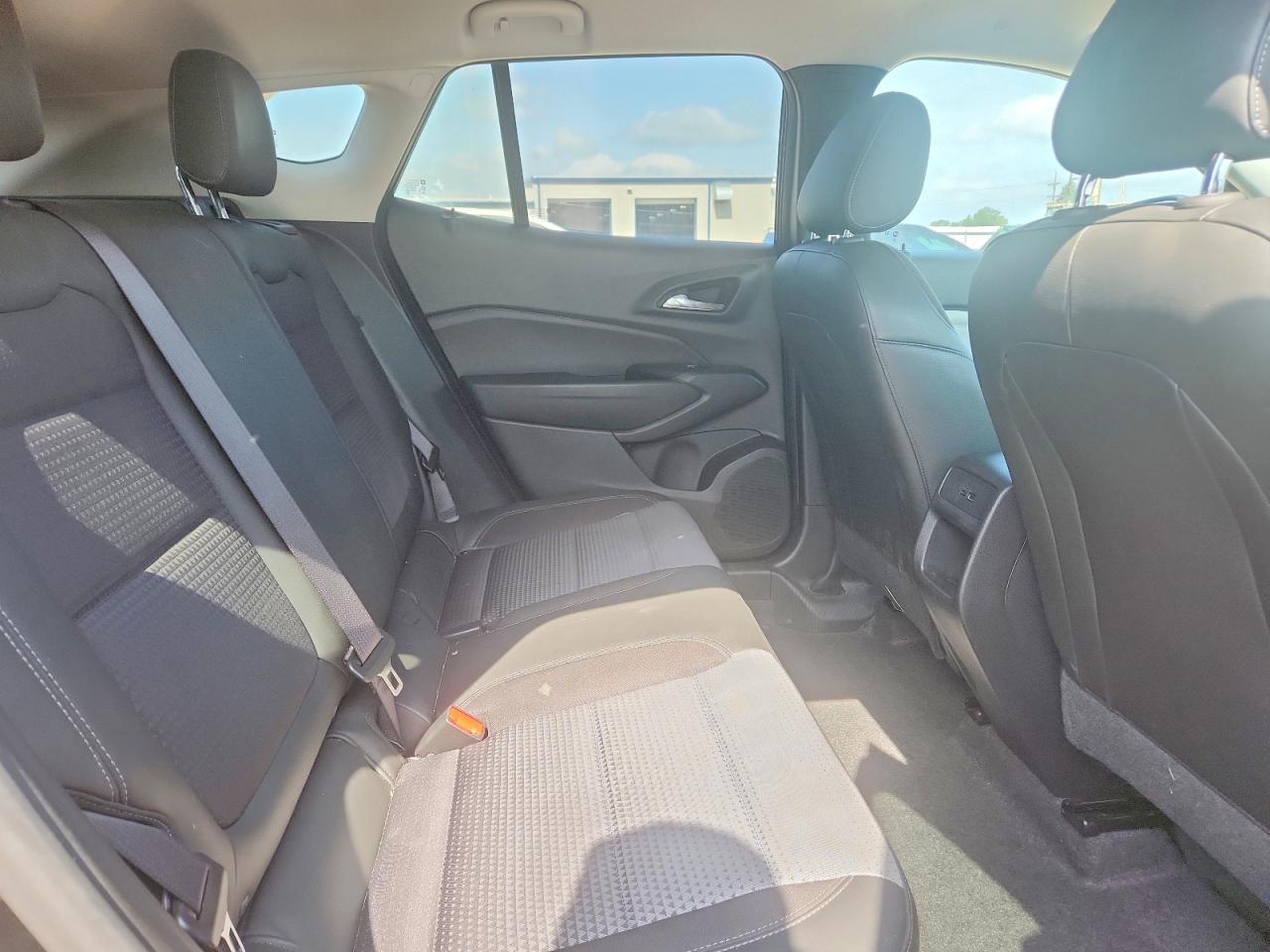 2025 CHEVROLET TRAX