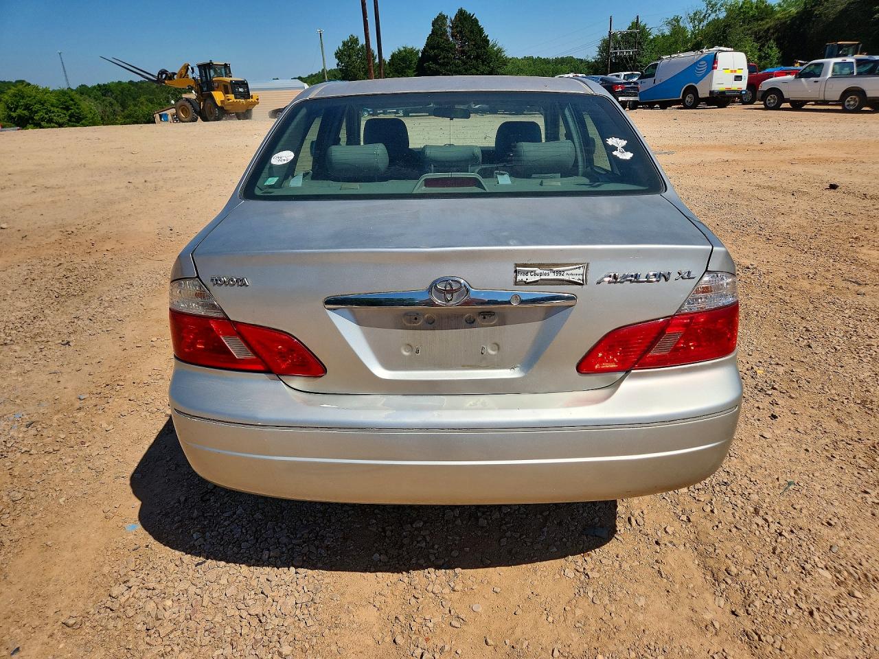 2004 TOYOTA AVALON