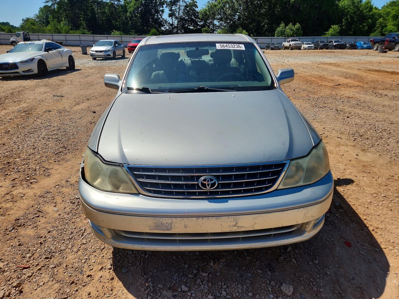 2004 TOYOTA AVALON