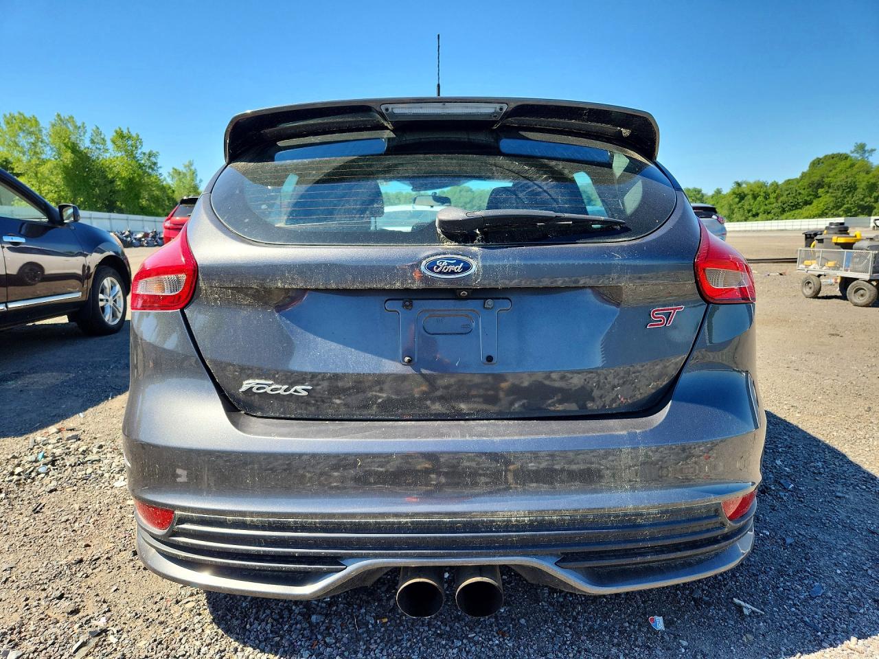 2016 FORD FOCUS