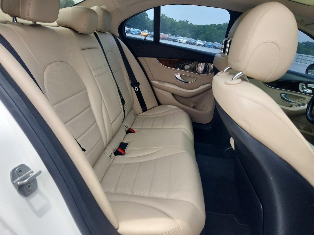 2015 MERCEDES-BENZ C-CLASS